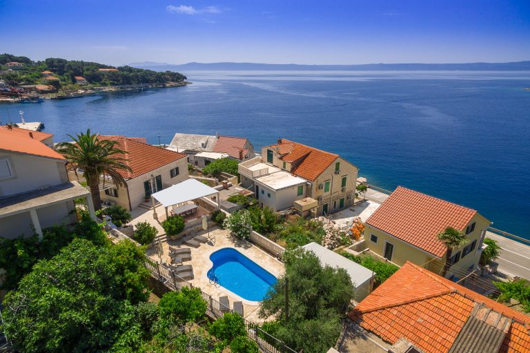 Last minute Easter escapes 2023: The best family villas with availability 2 Villa Mir Vami, Sumartin, Croatia